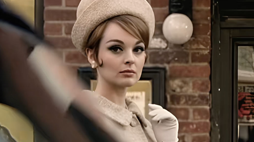 「哀愁劇場」より